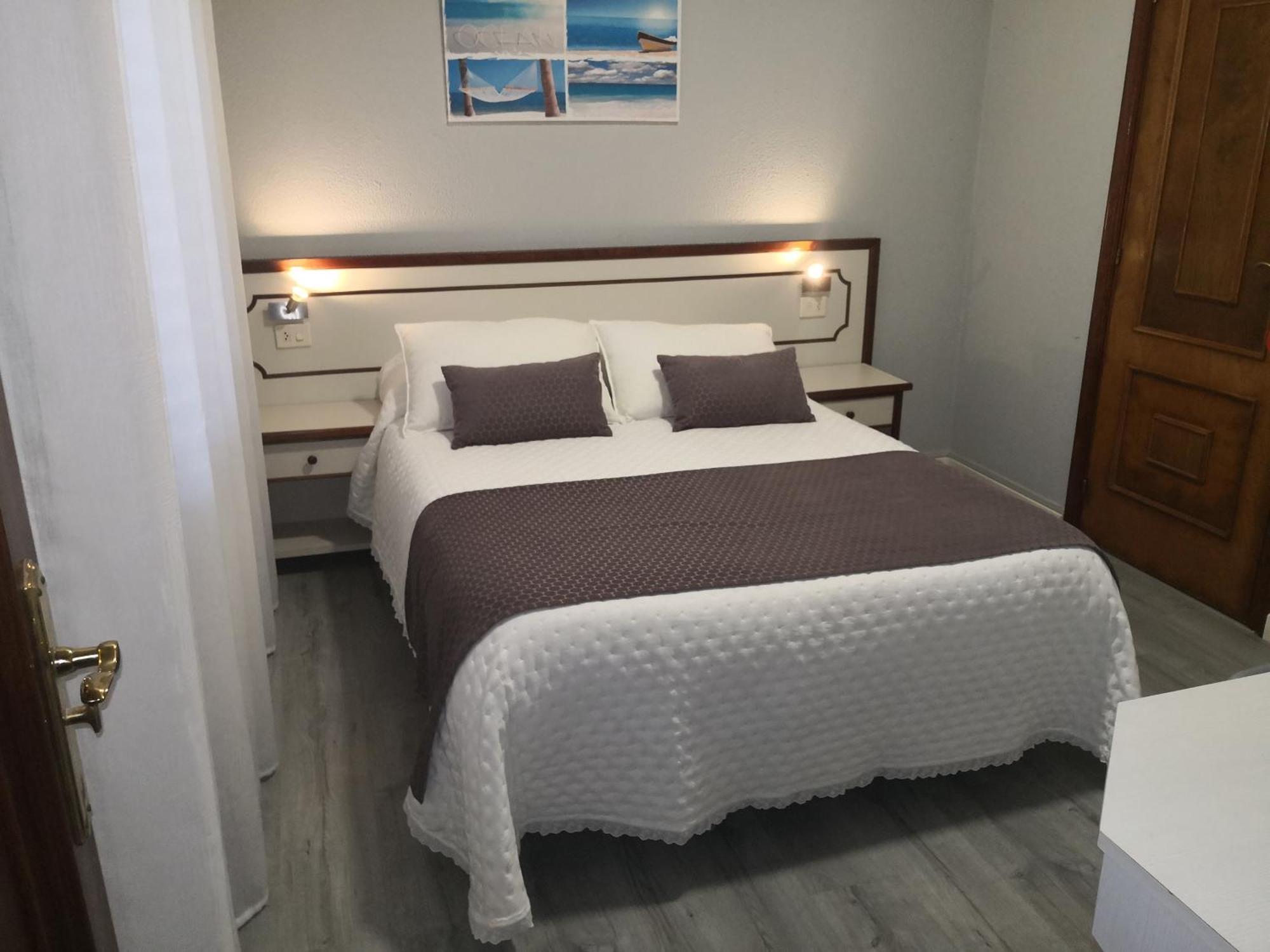Pension Plaza Quintáns Екстериор снимка