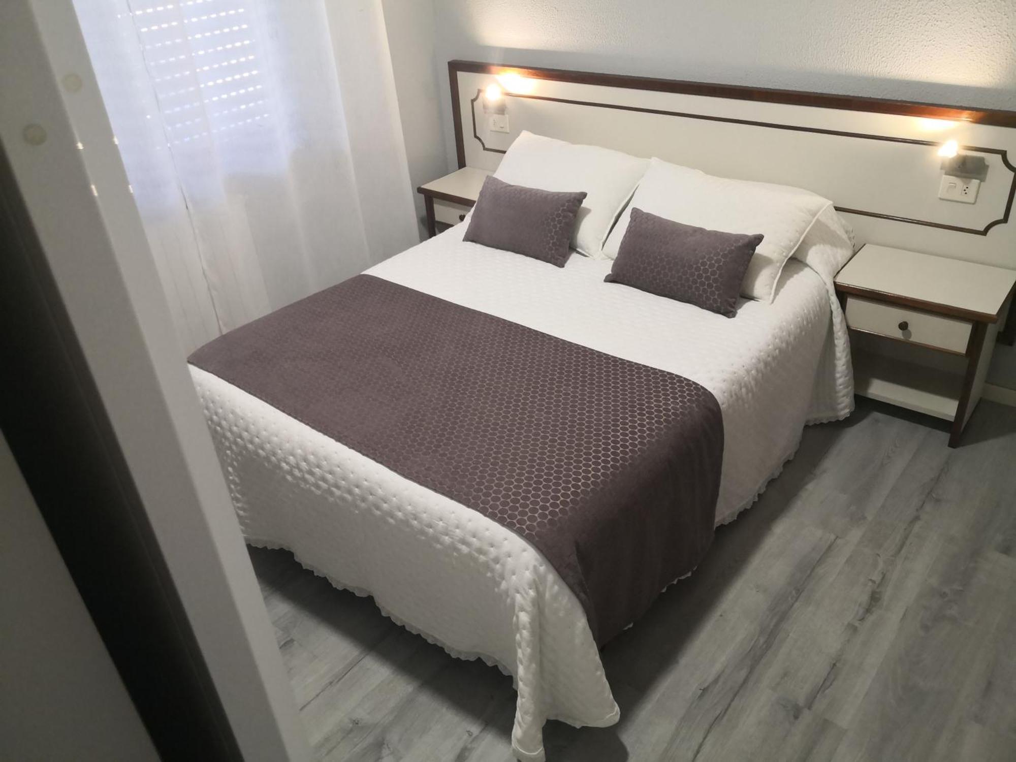Pension Plaza Quintáns Екстериор снимка